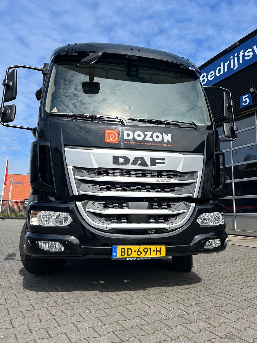 Dozon 3.jpg